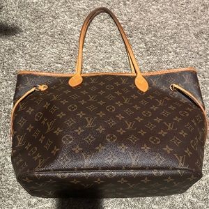 Authentic Louis Vuitton Neverfull MM